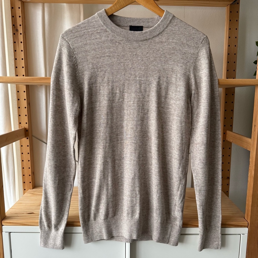 NWT H & M SLIM FIT FINE-KNIT COTTON SWEATER. NEW.